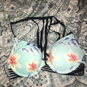 PINK bra w flower pattern